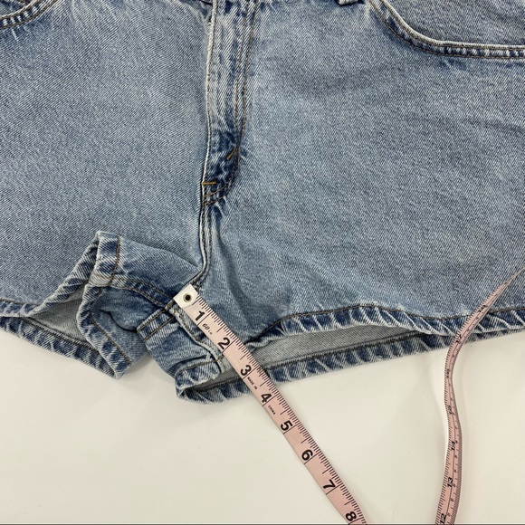 Levi’s Vintage 912 High Rise White Tab Y2K Shorts 28 - Picture 3 of 10